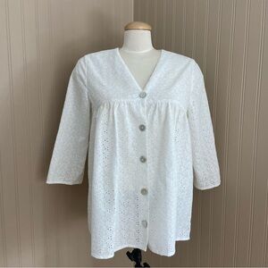 Zara White Eyelet Flowy 3/4 Sleeve Button-up White Shirt Women’s Size Large